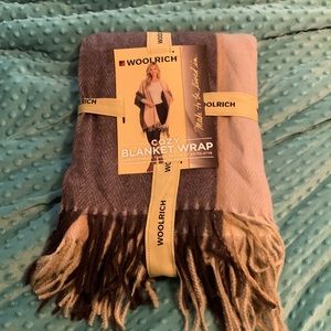 Woolrich cozy blanket wrap